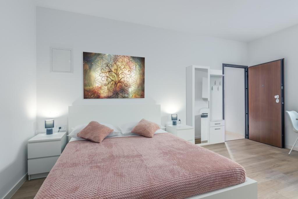 Apartment Klara Free Parking, Center Pula Exterior photo